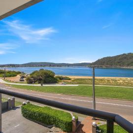 Oceanside - Ettalong Beach