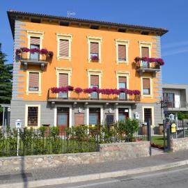 Locanda La Sosta, hotel a Cavaion Veronese