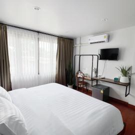 Homie Non - โฮมมี่ นนท์, hotel v destinácii Ban Bang Khwang