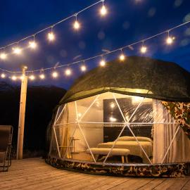 Eco Dom Tent, hotelli kohteessa Vedi
