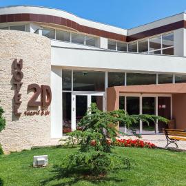 Hotel 2D Resort and Spa, хотел в Нептун