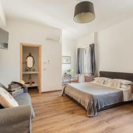 Guest House Maison 6, hotel in Lido di Ostia