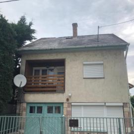 Ádám és Anett Vendégház, hotel in Mezőkövesd