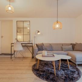 Lovely Apartment / 10 min walk from city centre, hotell i Torshamn