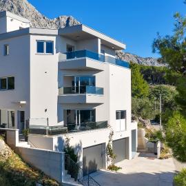 Luxury Apartments Podgora, hotel in Podgora