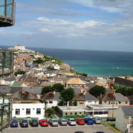 2Bed with Pool & Sea View Apartment