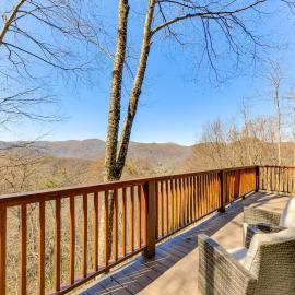 Spacious Maggie Valley Cabin w/ Waterfall On-Site!