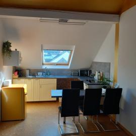 Ferienwohnung im roten Haus, die Therme ist fußläufig in 350m zu erreichen, hotel Bad Emsben