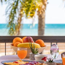 Almyros Sea Front Villa, hotel v destinácii Míloi