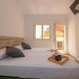 Agi Gloria Rooms, hotel di Roses
