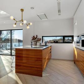 Flott moderne hus langs elven!, hotel v destinaci Fredrikstad