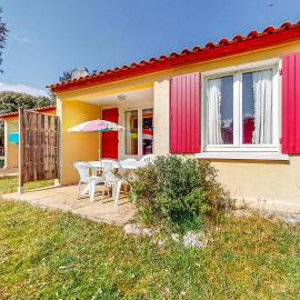 Stunning Home In Saint-Savinien, hotel a Saint-Savinien