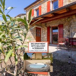 Istrian House La Bora โรงแรมในโคเปร์