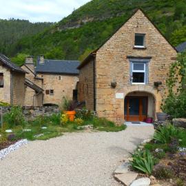 Gîte le Nid du Colibri - 12 pers โรงแรมในBrenoux
