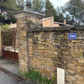 Maison au Pied de la Sainte Victoire, hôtel à Puyloubier