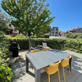 Apartment Pinea Mare, hotel a Vinkuran
