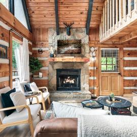 Family Fun Cabin on Bluff Mountain-Hot Tub & Game Room