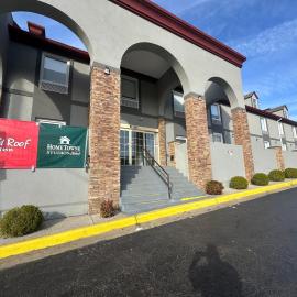 HomeTowne Studios by Red Roof Richmond, VA - W Broad St