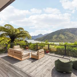 Tepuia Daze - Havelock Holiday Home, hotel in Picton