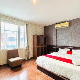 RedDoorz @ Best Hotel Jalan Dr. Sutomo Siantar, hotel en Pematangsiantar