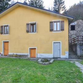 Awesome Home In Varese Ligure, hotell sihtkohas Varese Ligure