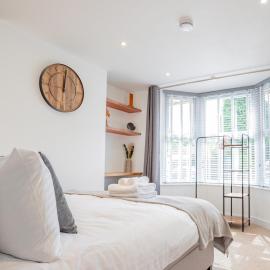 Easy Access - 500m to City - Garden Area