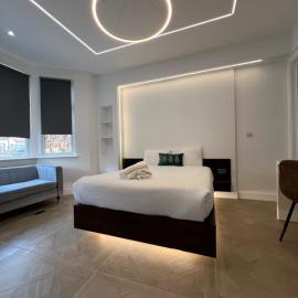 Luxurious London Studios