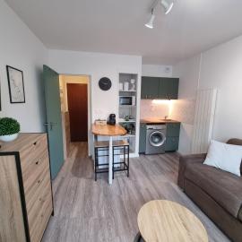 Echappée en bord de mer - studio à la plage !, hotel in Courseulles-sur-Mer
