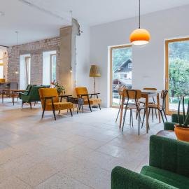 2nd Station Hostel, ξενοδοχείο στο Μπλεντ