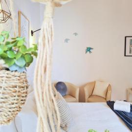 MINHA CASA SUA CASA - Cozy Little House, AC & WiFi – hotel w mieście Ferragudo