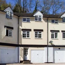 10 Wye Rapids Cottages, hotel in Symonds Yat
