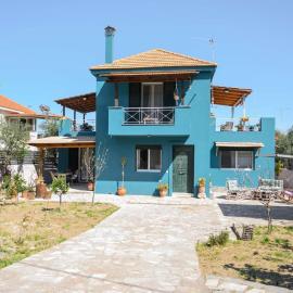 Ionnisos Traditional Home