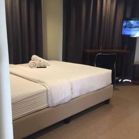 Spacious Studio Apartment B203
