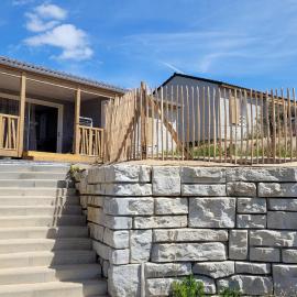 Chalet 2 chambres au calme avec terrasse en Bretagne - FR-1-783-15, hotel din Arzal