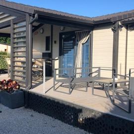 Chalet en bois 3 chambres dans domaine sécurisé avec piscine chauffée - FR-1-783-13