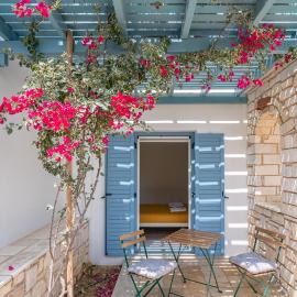 Aliki Maisonette by the beach