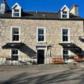 Argyll House Pennyghael، فندق في Salen