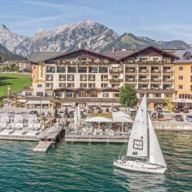 Hotel Post am See, hotelli kohteessa Pertisau
