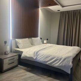 شاليهات السلطان الفاخرة بالمدينة المنورة -Villa AlSultan Chalets، فندق في المدينة المنورة