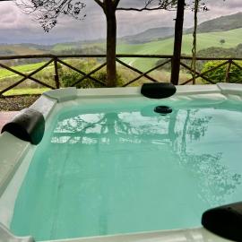 Romantic love-nest villa Spa in Beautiful Umbria: Montecchio'da bir otel