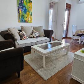 Jasna's Old Town Apartment - with free Garage