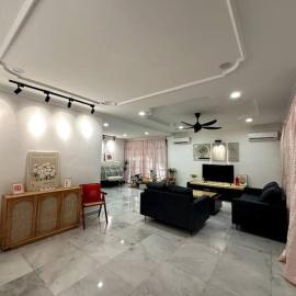 Cozy 2StoreyHome 5Room11Pax@ChaiLengPark, Hotel in Perai