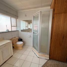 Kharimbi Camp House, Hotel in Brakpan