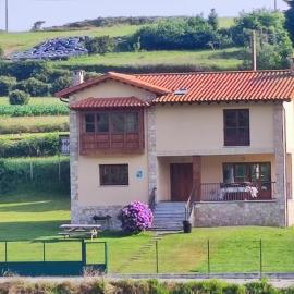 Casa Manuela LLanes Asturias., ξενοδοχείο σε Pendueles