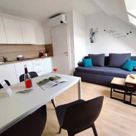 Ferienzimmer Reinisch in Tattendorf, hotel v destinácii Tattendorf