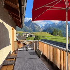 Ftan में, होटल Schönste Ferienwohnung mit Panoramablick in Ftan im Unterengadin