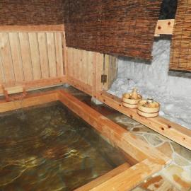 一棟貸しSnowfall Meteor 藏王滑雪場包棟小木屋可容納 21 人, hotel in Kaminoyama
