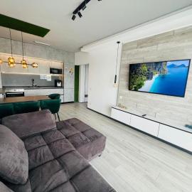 The Silver Grove, hotel v mestu Oradea