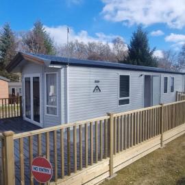 Lynton lodges ATLAS, hotel in Evanton