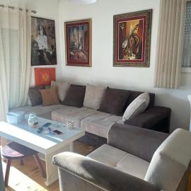 Kadmi, Hotel in Njeguši